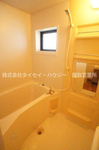 リリーヴィレッジＡ・Ｂ棟の浴室