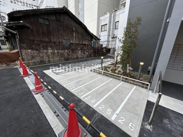 フェルザ福島の駐車場