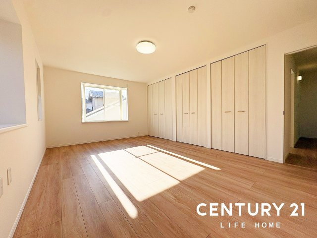 【洋室】 | 東急田園都市線「鷺沼」中古戸建 | 広々とした洋室です