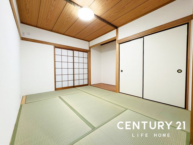 【和室】 | 東急田園都市線「鷺沼」中古戸建 | 落ち着いた雰囲気の和室付きです