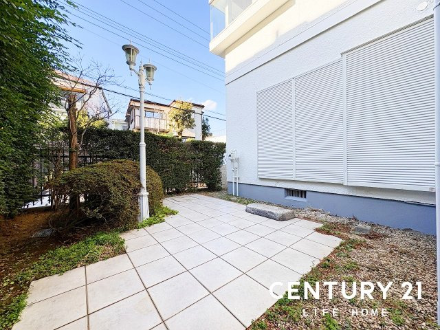 【庭】 | 東急田園都市線「鷺沼」中古戸建 | たまにはお庭で休日を過ごしてみるのもよいかもしれません