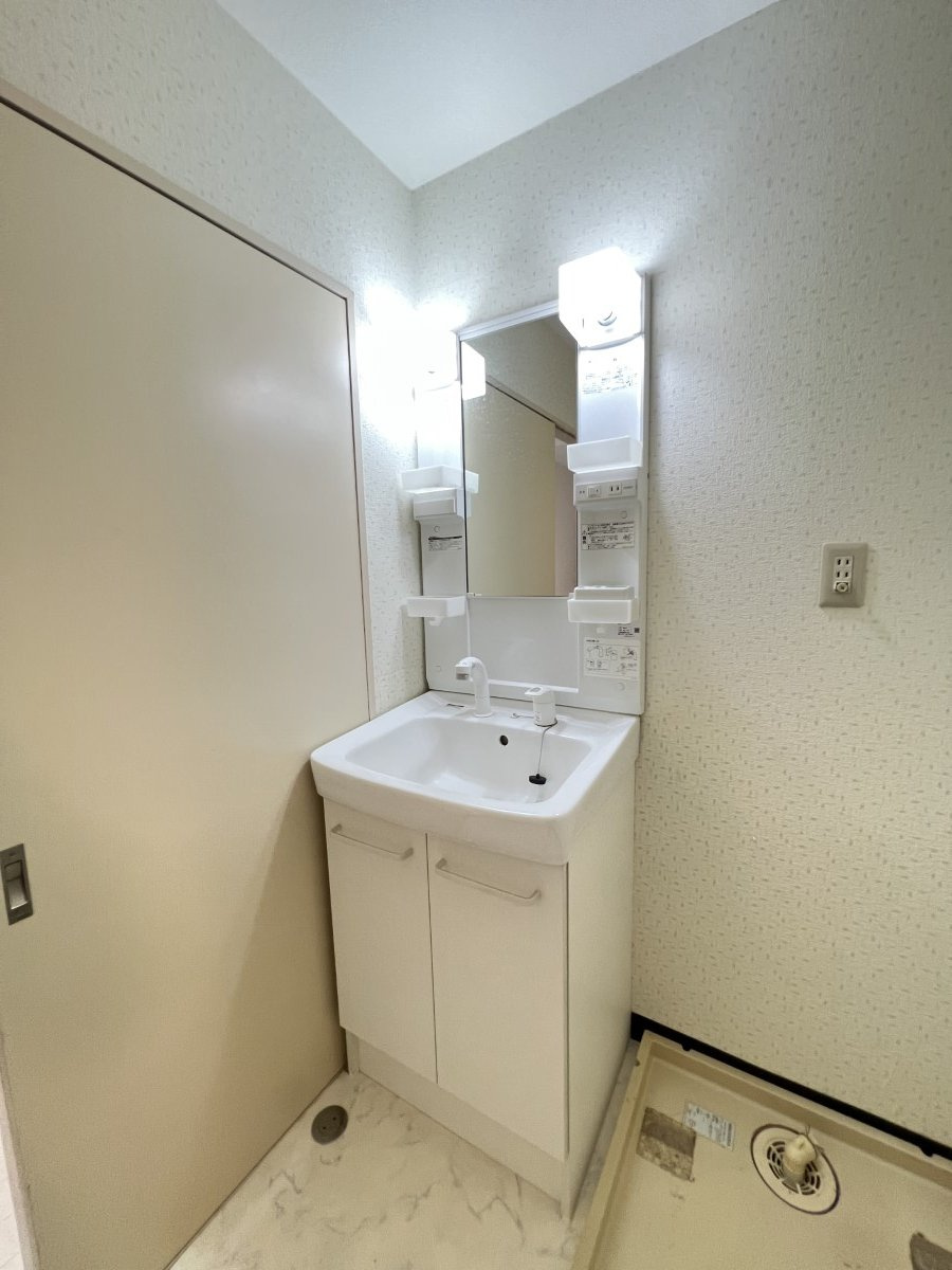 フローラル行徳の独立洗面台