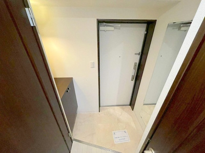 【玄関】 | ファーシル東三国