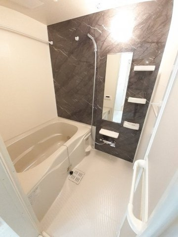 ｃｏｚｙ　ｃｏｕｒｔ　末武中の浴室