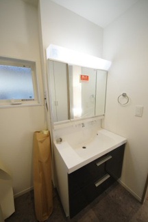 【独立洗面台】 | 【仲介手数料無料！！】日野市日野本町5丁目　新築戸建て（全2棟）2号棟　5480万円