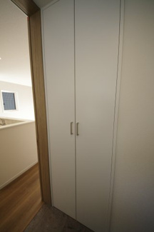 【収納】 | 【仲介手数料無料！！】日野市日野本町5丁目　新築戸建て（全2棟）2号棟　5480万円