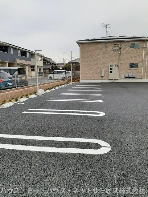 ＥＡＳＴⅢの駐車場