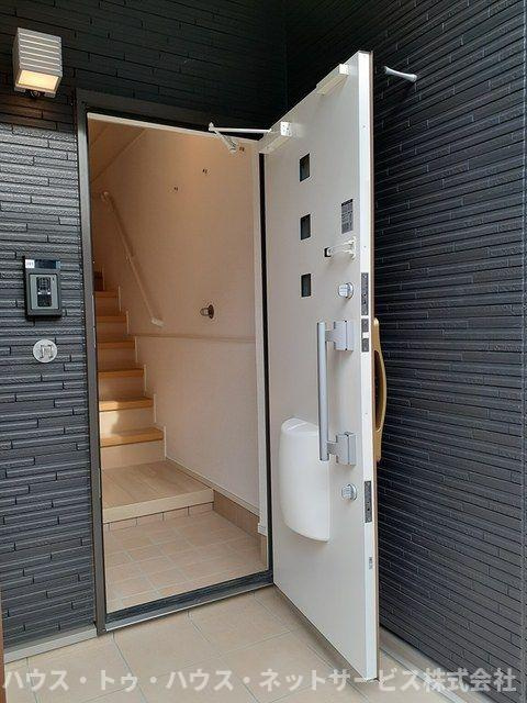 ＥＡＳＴⅢの玄関