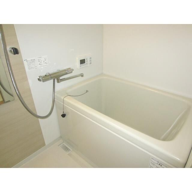 ラ　ルーチェの浴室