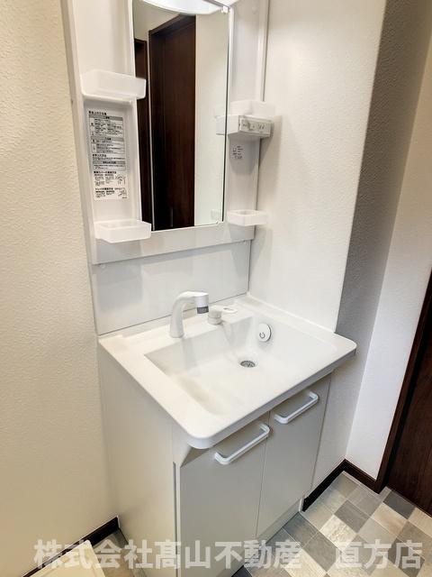 Lindy Tonnoの洗面所