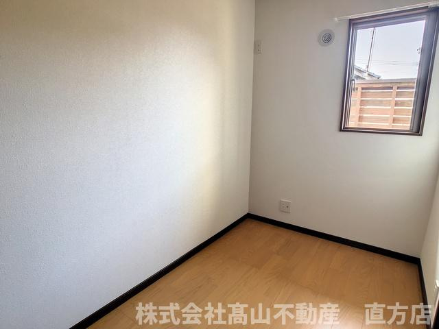 Lindy Tonnoの洋室