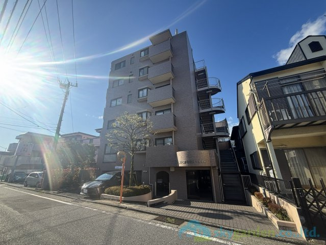 ナイスアーバン平塚中央の外観
