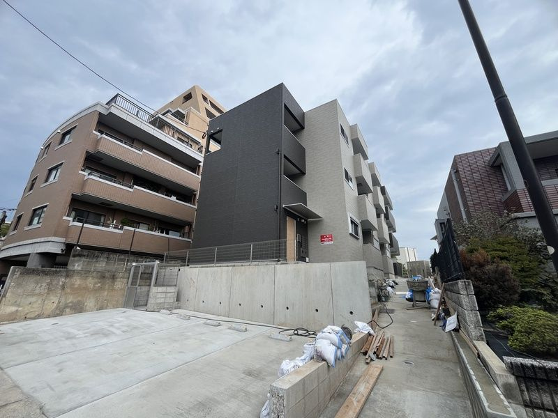 福岡市東区香椎駅前３丁目のアパートの外観