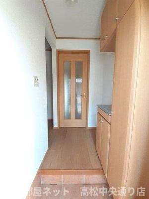 【玄関】 | グレイスフルＡ