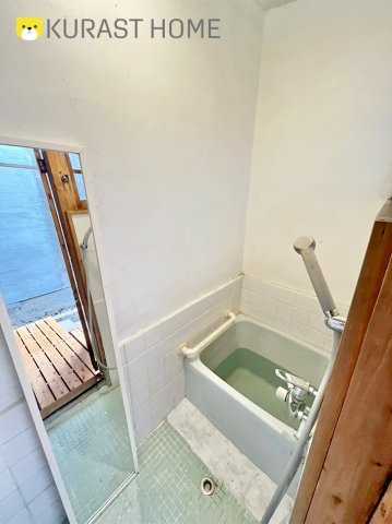 京都市右京区嵯峨天龍寺椎野町　中古戸建の浴室