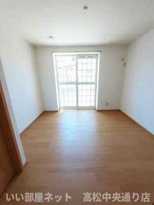 【居間・リビング】 | オーブリー栗熊