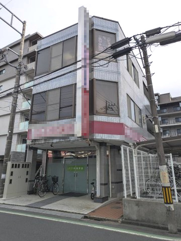 所沢市西所沢１丁目のビルの外観