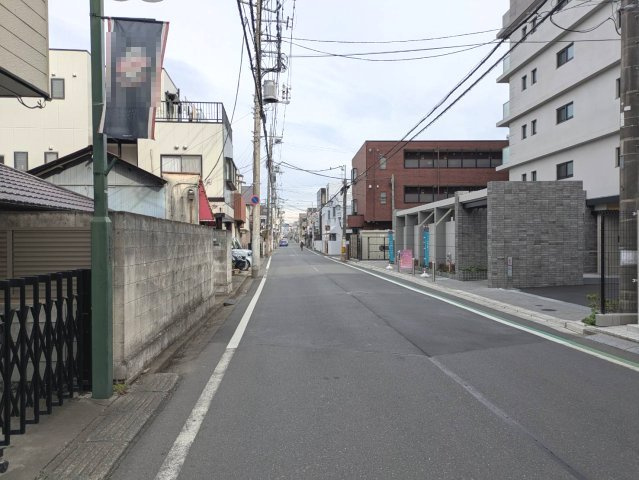 所沢市西所沢１丁目のビル