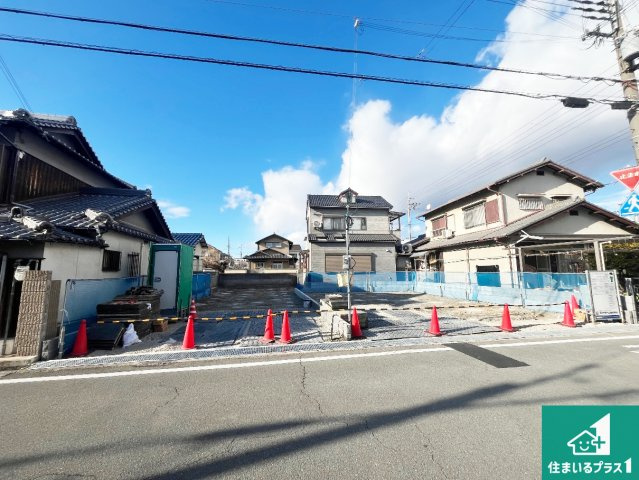 加古川市加古川町本町　第2期　新築一戸建ての外観|周辺は落ち着いた街並みの住宅地！子育てがしやすい住環境です！まだ未完成ですが、現地でしかわからない事もございます。是非一度ご覧ください。
