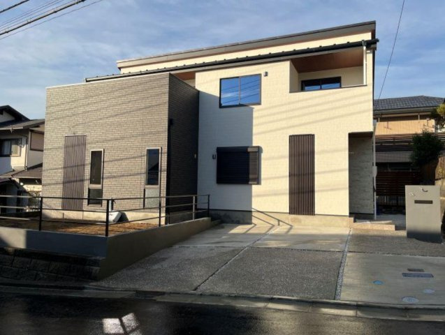 横浜市栄区桂台北 新築戸建て【仲介手数料無料】カースペース2台