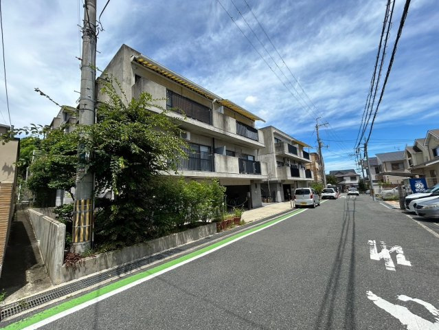 ラジュニール春日丘の周辺