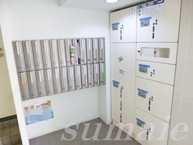 シリウス東十条のロビー|宅配ボックス付きは嬉しいです★