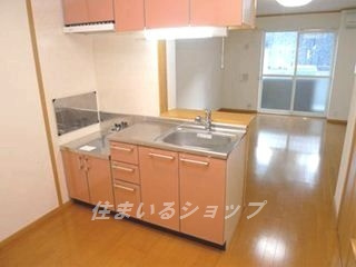 広島市安佐北区深川３丁目のアパートのキッチン|対面カウンターキッチン