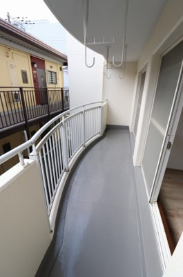 【バルコニー】 | ロジュマン鶴見