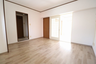 【居間・リビング】 | ロジュマン鶴見