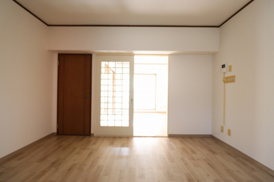 【居間・リビング】 | ロジュマン鶴見