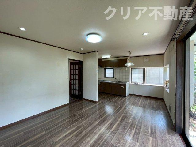 【居間・リビング】 | 玉村町福島　中古住宅