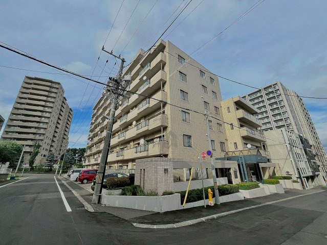 カーサ手稲本町の外観