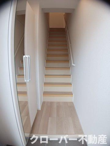 アメージング　スクエア　Ａの玄関