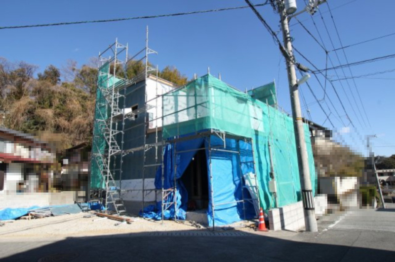横浜西町　新築戸建の外観|3ＬＤＫ　建物面積　91.08㎡　（約27.55坪）建物面積　91.08㎡　（約27.55坪）