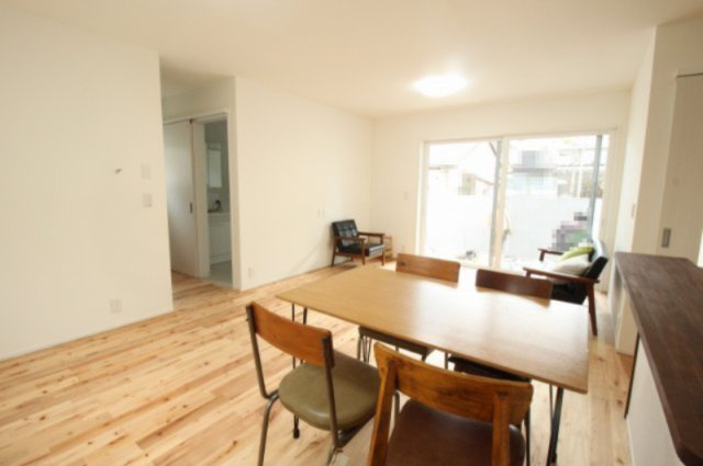 横浜西町　新築戸建　【高台】の居間・リビング|LDK　18.0帖