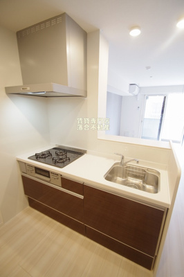 【キッチン】 | アーリントンハイツ矢部 | 3口コンロ、グリル付きのカウンターキッチン♪