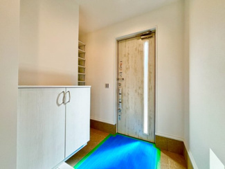 【玄関】 | 上野芝向ヶ丘町２丁　新築一戸建