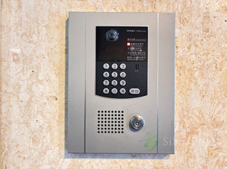 【防犯設備】 | ウィン池袋 | オートロック解除パネル