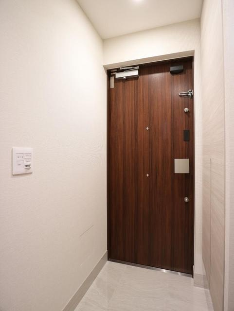 アネシア築地ステーションレジデンスの玄関|※写真は同タイプ住戸です。