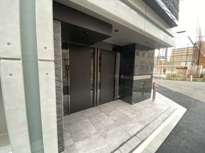 【エントランス】 | S-RESIDENCE難波大国町domina