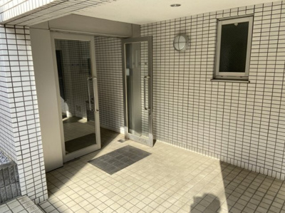 【エントランス】 | 日新ハイツ氷川台