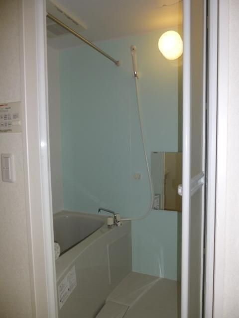 メゾンドマシマの浴室