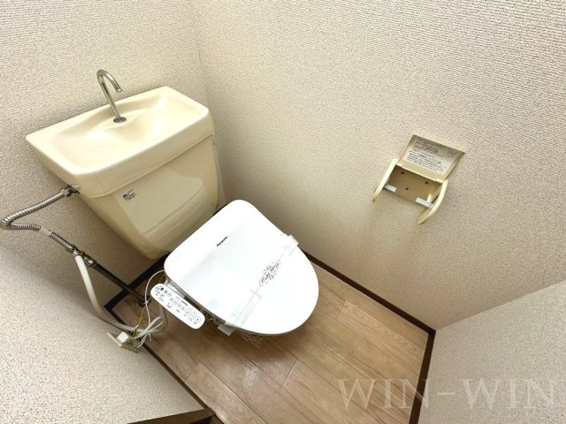 シャンテ・ラ・ヴィ北島 WESTのトイレ