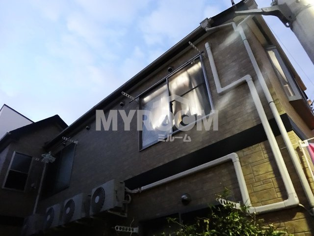 ライフピアアルシオネの外観