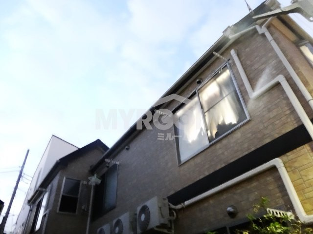 ライフピアアルシオネの外観