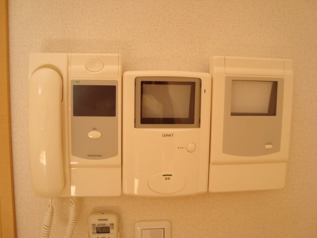 エスポアール・エルクのセキュリティ|カメラ付インターホン