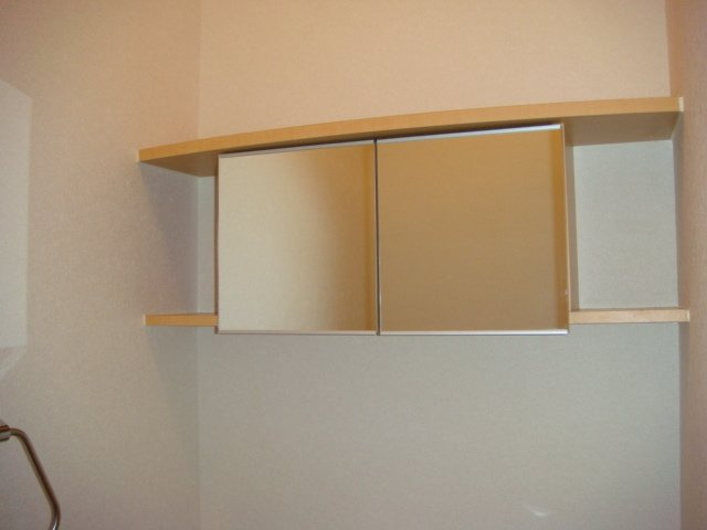 エスポアール・エルクの収納|トイレ収納