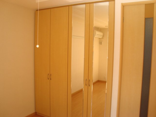 エスポアール・エルクの収納|クローゼット