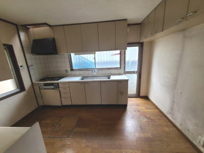 【居間・リビング】 | 平磯2丁目戸建 | リフォーム前のお写真☆神戸市垂水区　平磯2丁目戸建☆