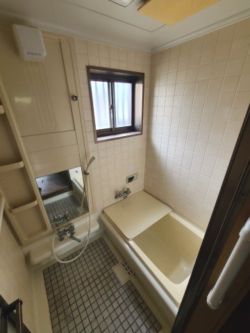 【浴室】 | 平磯2丁目戸建 | 清掃前のお写真☆神戸市垂水区　平磯2丁目戸建☆